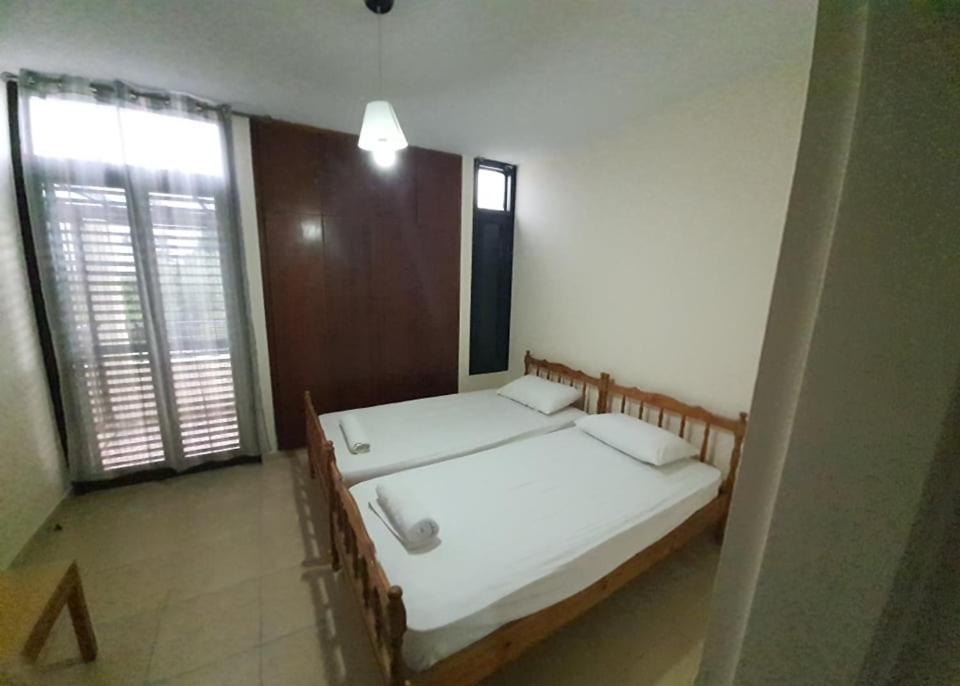 Lovely 2 Bedrooms In The Tourist Area In Paphos . Exterior photo